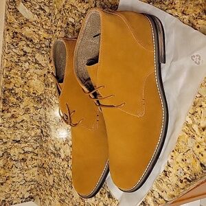 Bruno Marc Suede Chukka Boots NWT